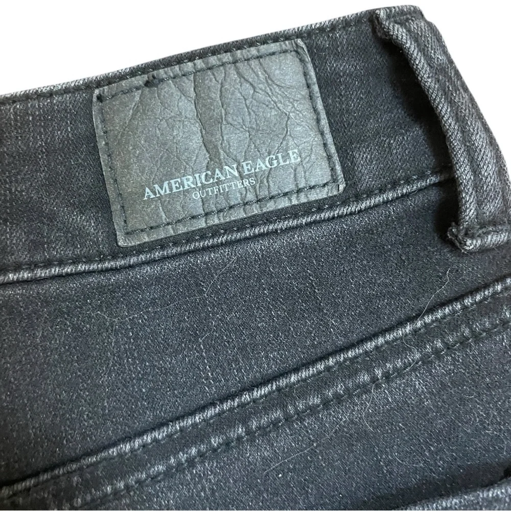 American Eagle Black Denim Floral Lace Shorts - Picture 5 of 7